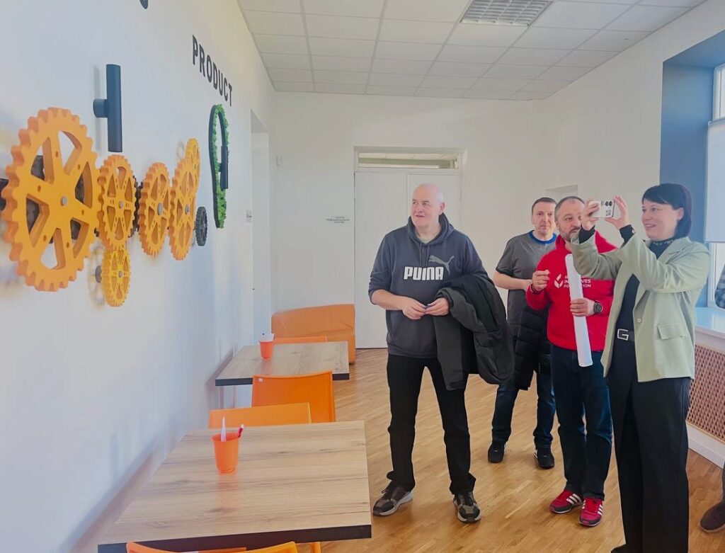 photo_2026-04-21_12-04-02