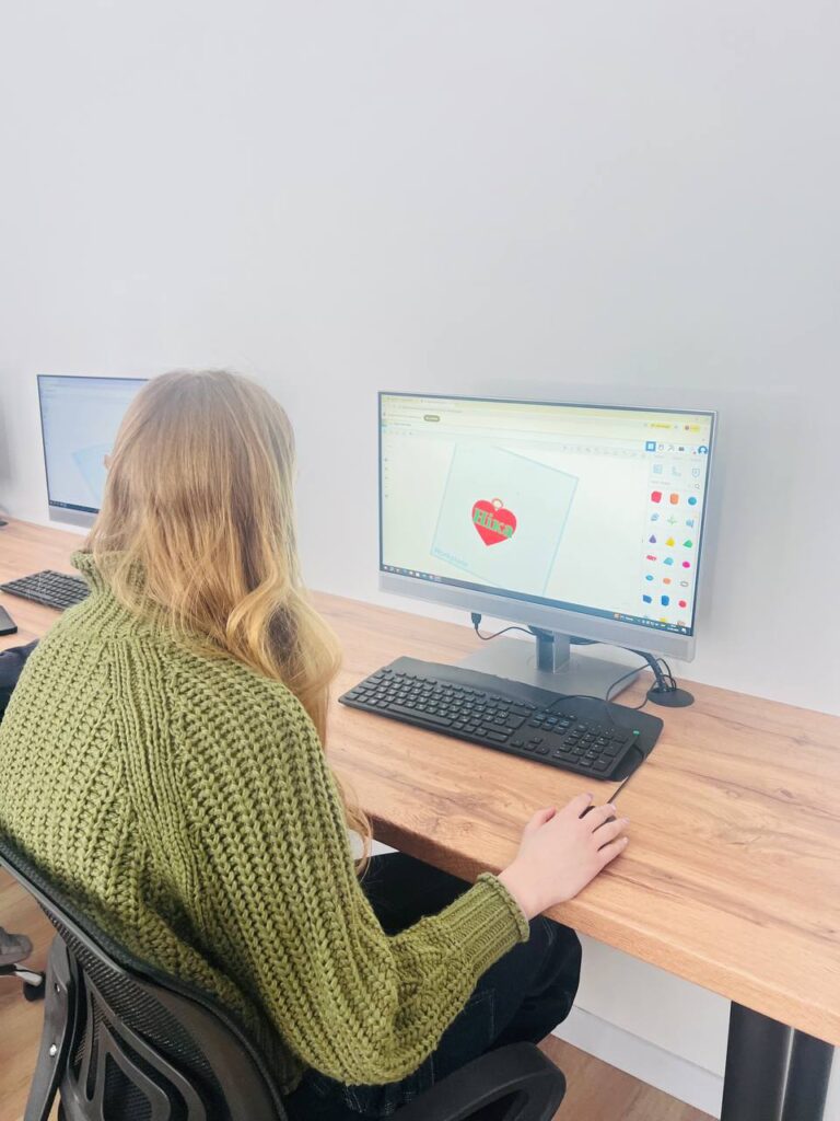 photo_2026-04-21_12-04-05