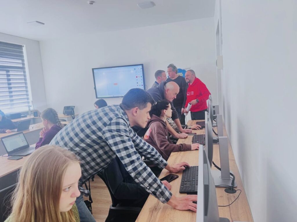 photo_2026-04-21_12-04-08